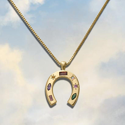 Modische Halskette mit U-förmigem Anhänger aus Edelstahl, Überzug, Intarsien, künstliche Edelsteine, Edelstahl-Halsketten