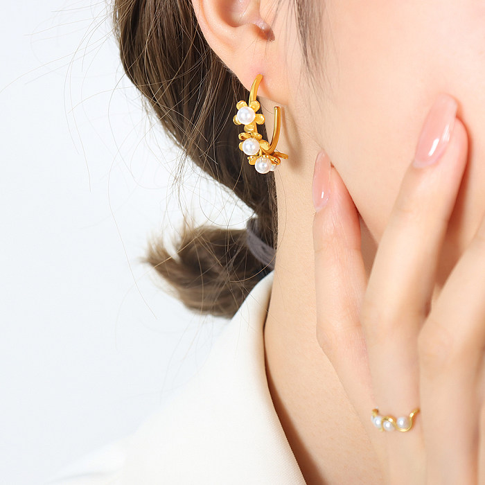 1 paire de boucles d'oreilles créoles plaquées or 18 carats, incrustation de perles de Style baroque, perles artificielles en acier inoxydable