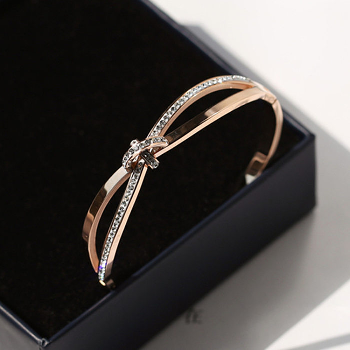 Casual Simple Style Round Square Stripe Stainless Steel Plating Inlay Zircon 18K Gold Plated Bangle