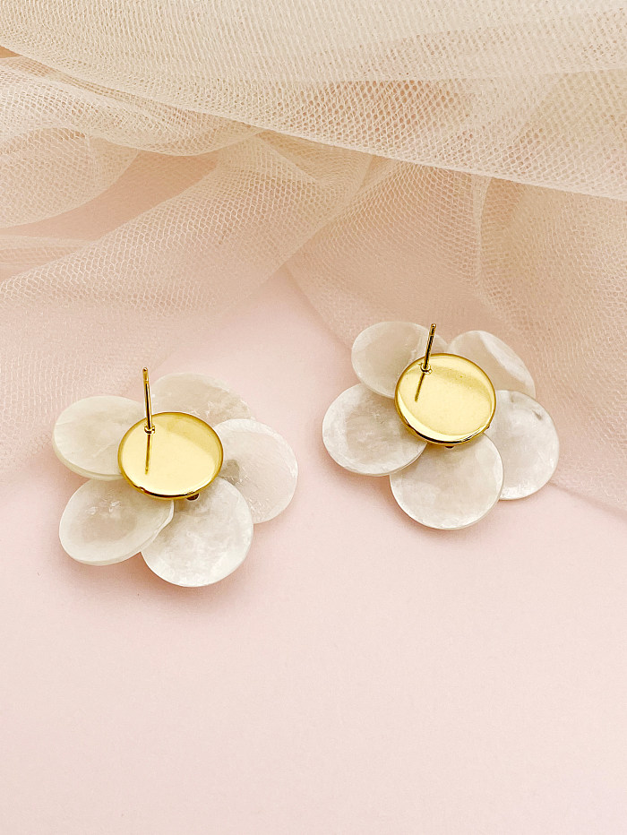 1 par de pendientes elegantes y lujosos con forma de flor de acero inoxidable pulido con incrustaciones de perlas artificiales chapados en oro