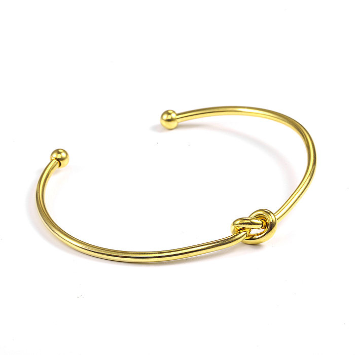 Bracelet plaqué acier titane avec nœud de style classique de base