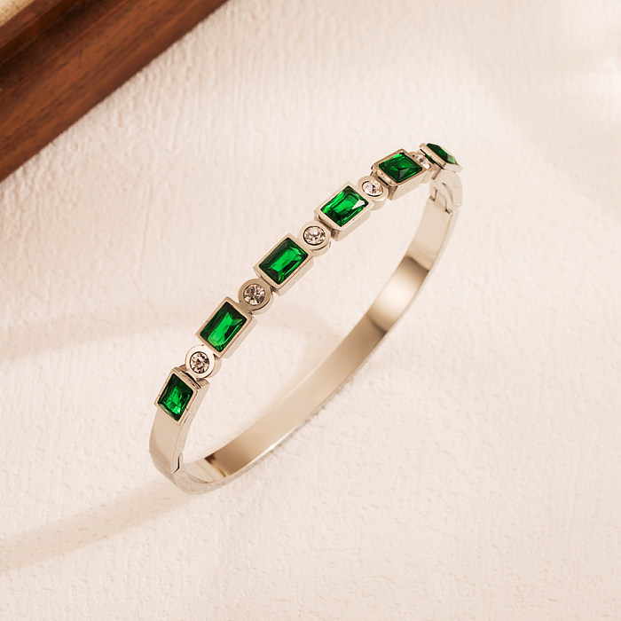 Bracelet luxueux élégant rond carré infini en acier inoxydable avec incrustation de zircone plaqué or 18 carats