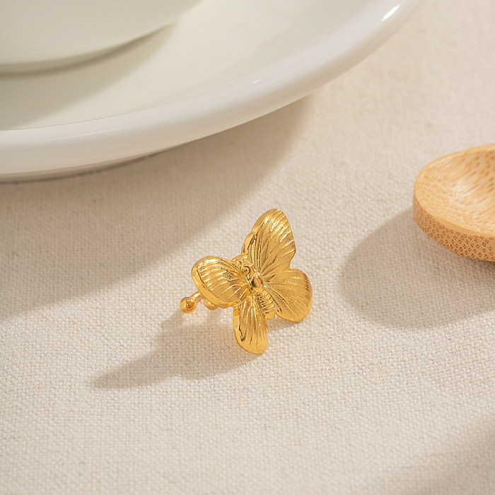 1 pieza de aretes chapados en oro de 18 quilates de acero inoxidable con revestimiento de mariposa retro