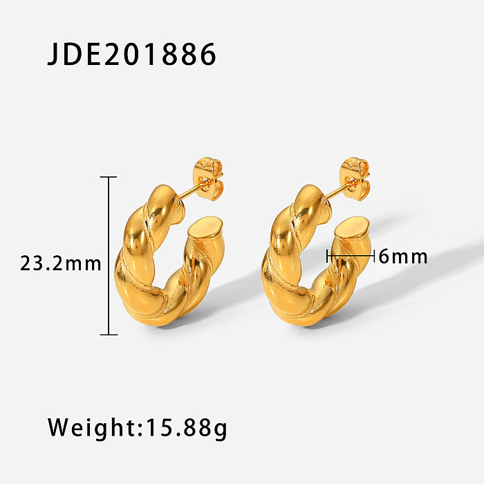 Pendientes en forma de C con giro atrevido de acero inoxidable chapado en oro de 18 quilates para mujer