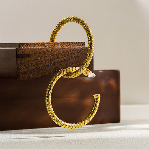 1 par estilo vintage estilo simples em forma de C semicírculo brincos banhados a ouro de aço inoxidável