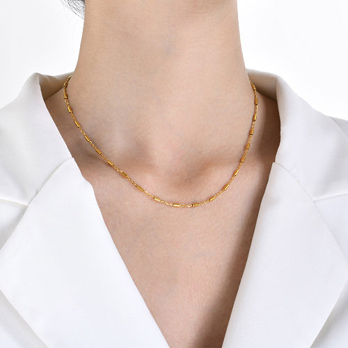 Collar chapado en oro de acero inoxidable 18K de color sólido de estilo simple al por mayor