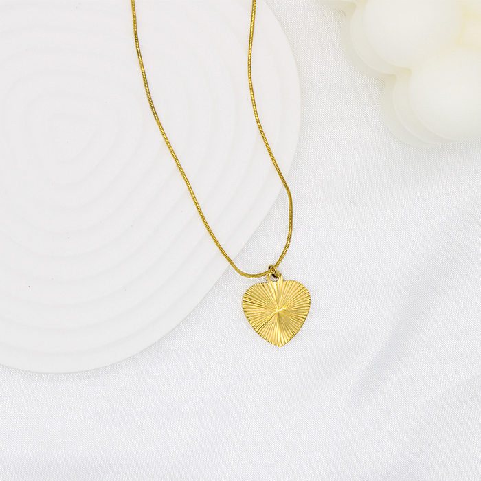 IG Style Simple Style Round Heart Shape Butterfly Stainless Steel Plating Pendant Necklace