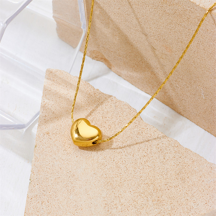 Elegant Heart Shape Stainless Steel Plating Pendant Necklace