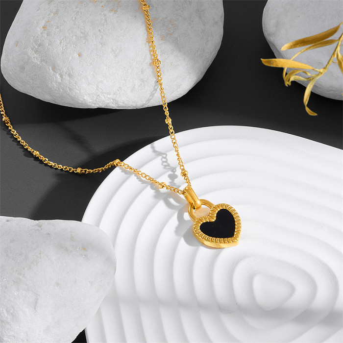 Colar com pingente de concha de cristal artificial, estilo simples e doce em formato de coração em aço inoxidável