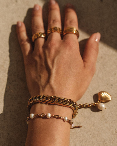Großhandel IG-Stil, süße, einfarbige Armbänder aus Edelstahl mit Perlenbeschichtung und 18 Karat vergoldetem Zirkon