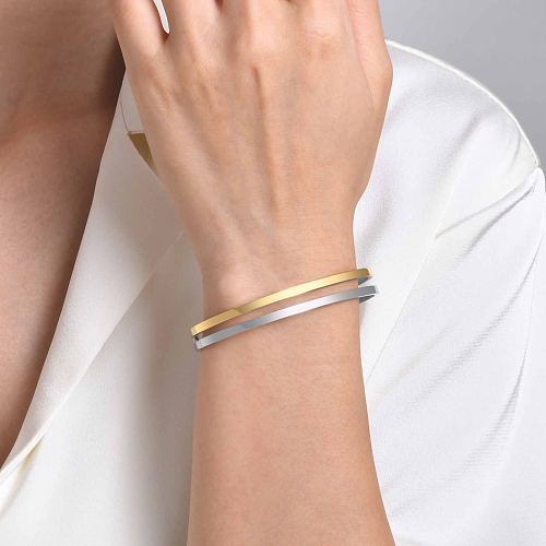 Simple Style Solid Color Stainless Steel Plating Cuff Bracelets