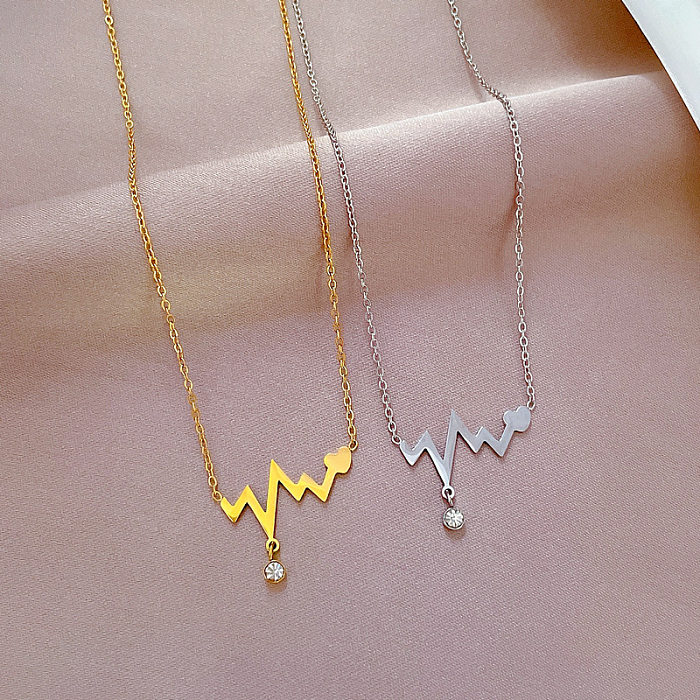 Style moderne style simple électrocardiogramme de trajet en acier inoxydable incrustation de pierres précieuses artificielles collier pendentif plaqué or