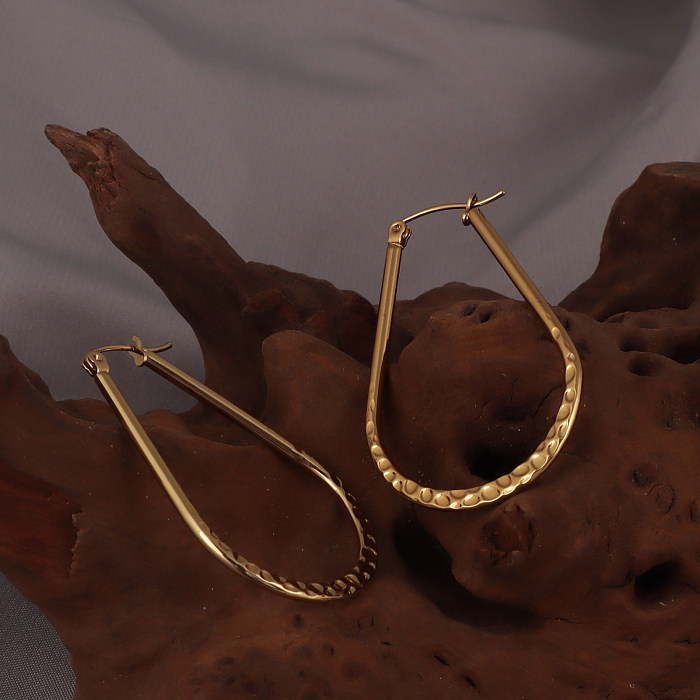 1 Paar lässige, moderne Ohrringe aus Edelstahl mit 14-Karat-Vergoldung