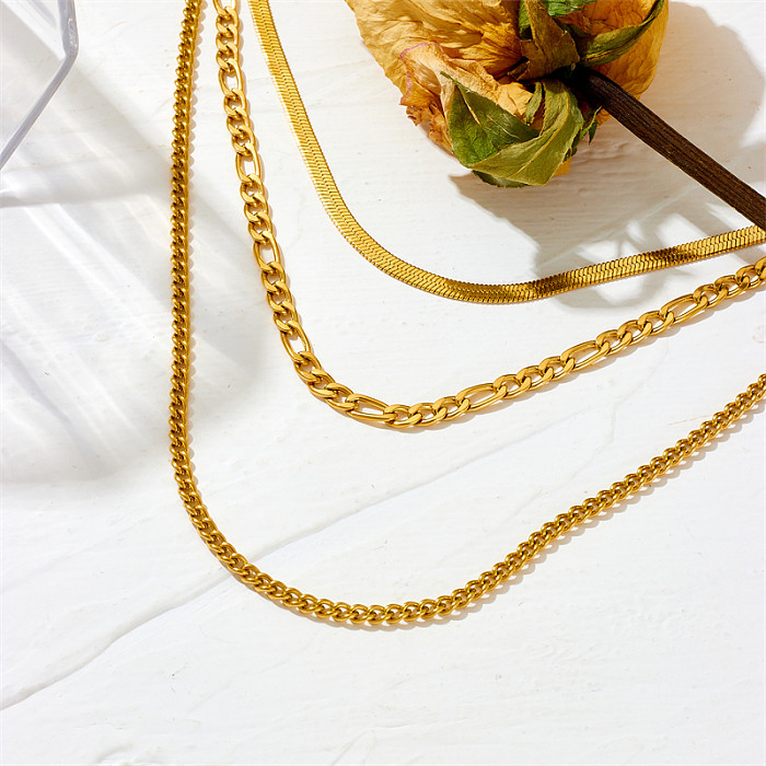 Collier pendentif plaqué or en acier inoxydable de couleur unie de style simple