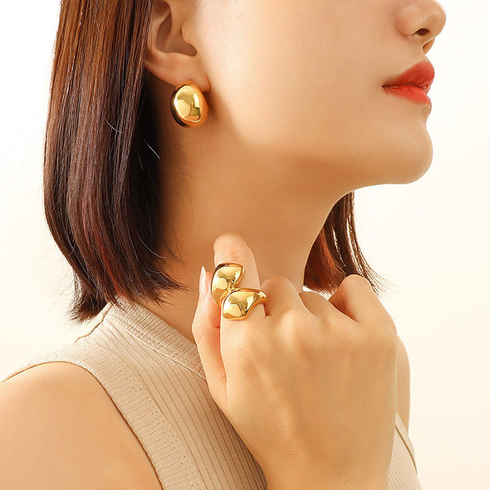 European Retro Hollow C-shaped Stainless Steel Gold Earrings