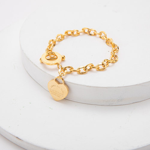1 pièce de bracelets plaqués en acier titane en forme de cœur à la mode