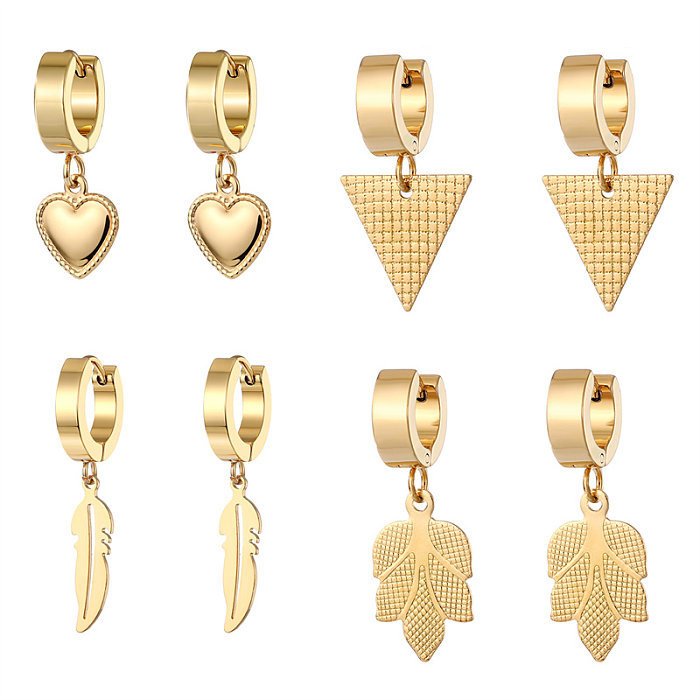 1 paire de boucles d'oreilles pendantes plaquées en acier inoxydable, Style classique, Triangle, forme de cœur, plume