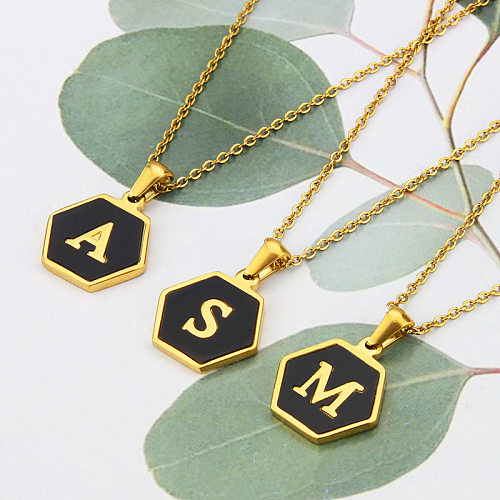 Bijoux en gros Simple hexagone 26 lettre pendentif en acier inoxydable collier bijoux