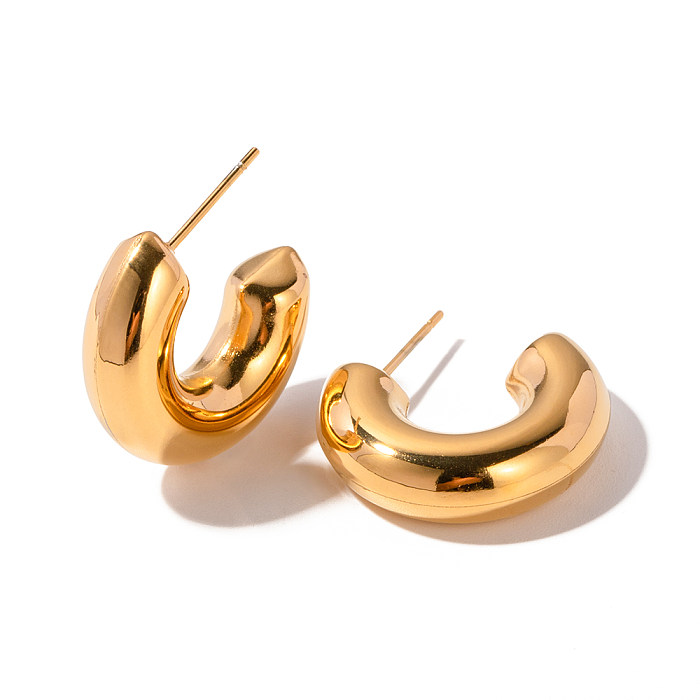 1 paire de clous d'oreilles en acier inoxydable plaqué or 18 carats, style IG décontracté en forme de C