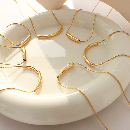 Joyería de moda Collar de sonrisa Cadena de clavícula minimalista chapada en oro de acero inoxidable