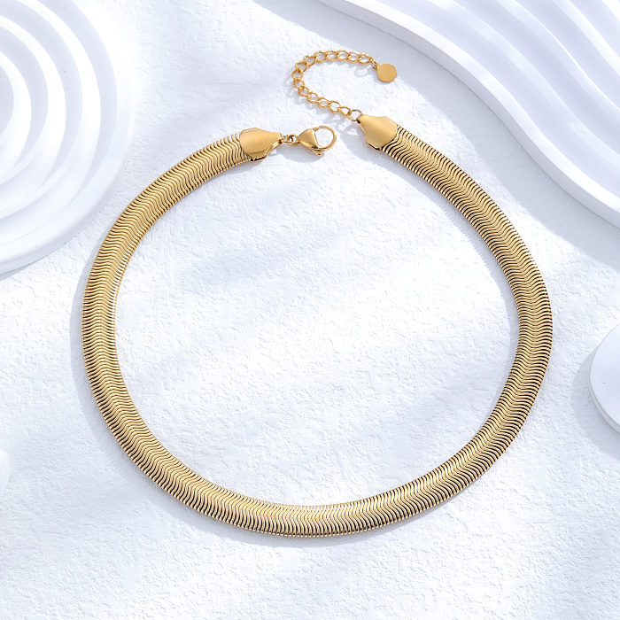 Estilo simple Estilo clásico Color sólido Chapado en acero inoxidable Collar chapado en oro de 24 quilates