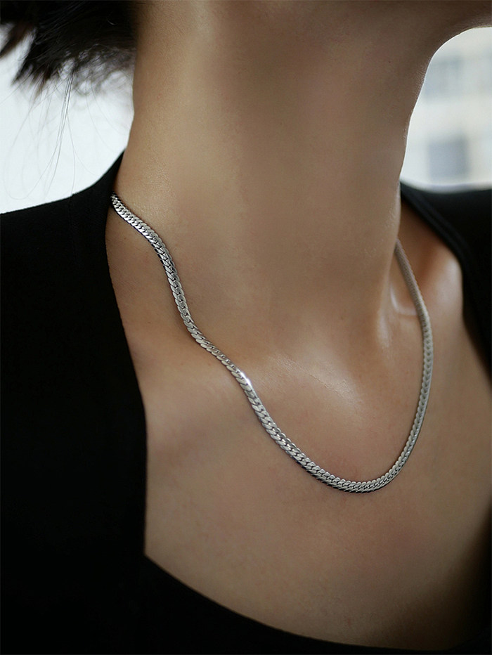Retro Solid Color Stainless Steel  Necklace
