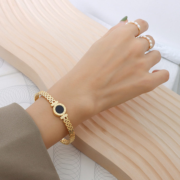 Retro-Stil, modisch, leicht, luxuriös, Liebe, römisches Muschel-Armband, Titan-Stahl-plattiertes 18-Karat-Gold-Armband