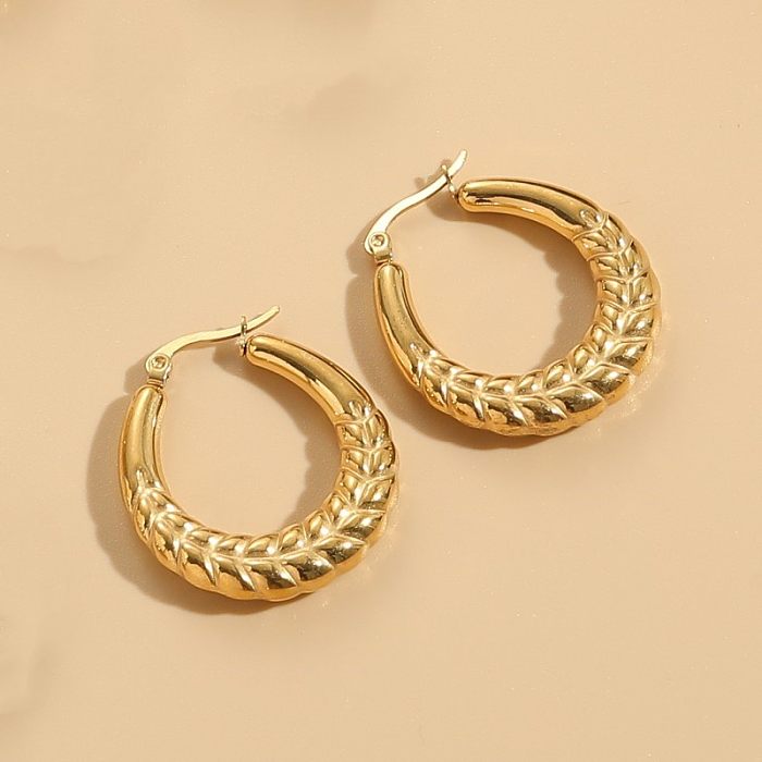 1 Pair Elegant Classic Style Stripe Oval Twist Hollow Out Stainless Steel Earrings