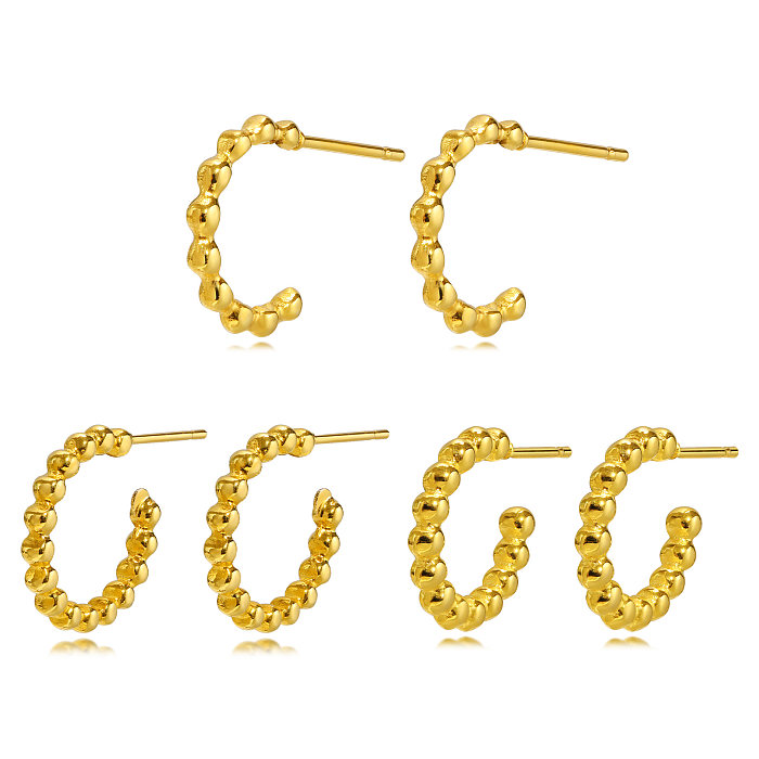 1 par de aretes chapados en oro de 18 quilates con forma de C de estilo simple