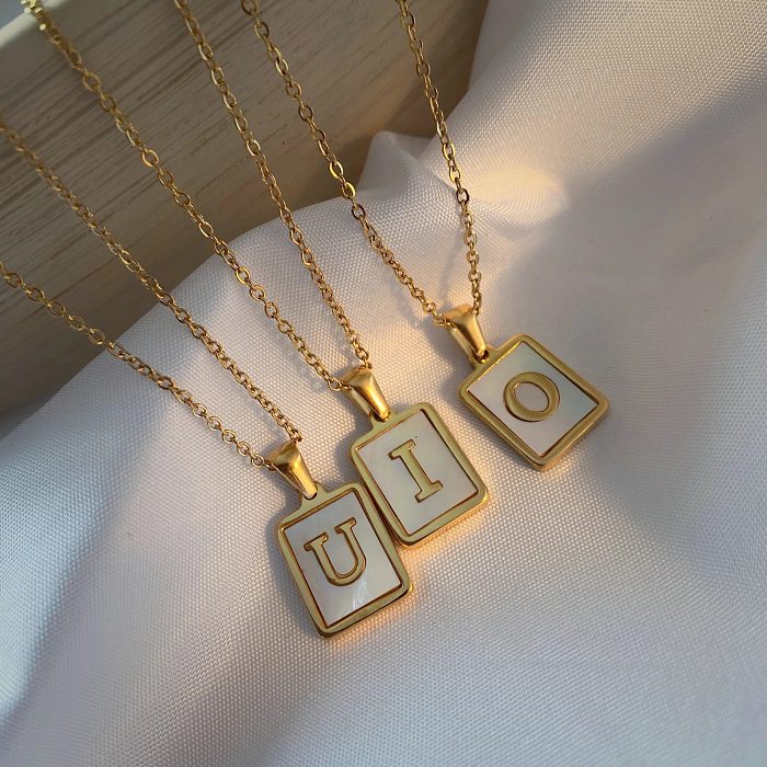 Colar de aço inoxidável em ouro 18K com letras da moda e concha retangular