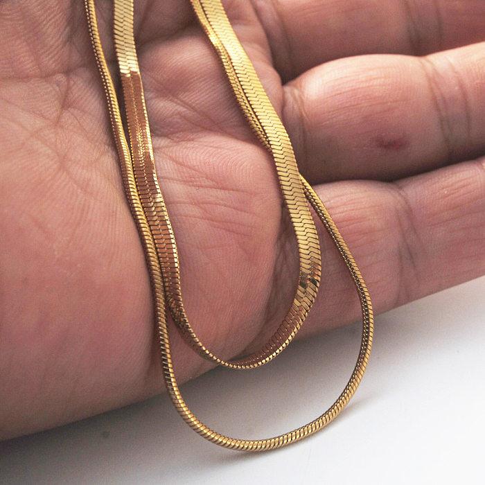 Modische mehrschichtige Halsketten in Herzform mit Edelstahlbeschichtung, 1 Stück