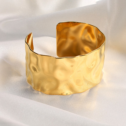 Wholesale Retro Geometric Stainless Steel Plating 18K Gold Plated Bangle