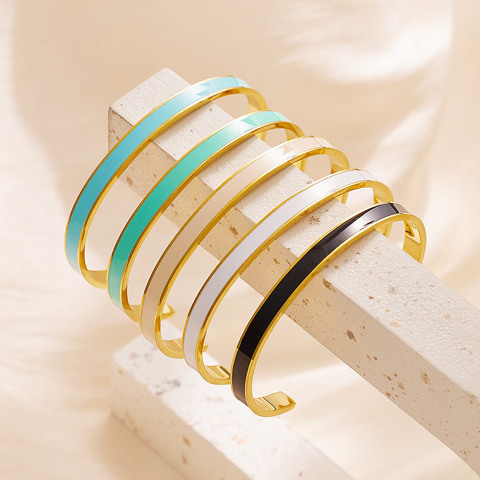 Bracelets de manchette décontractés en acier titane en forme de C en vrac