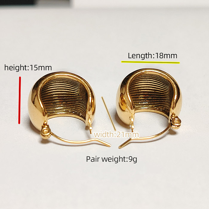 1 par casual estilo simples semicírculo cor sólida polimento chapeamento aço inoxidável 18K brincos de argola banhados a ouro