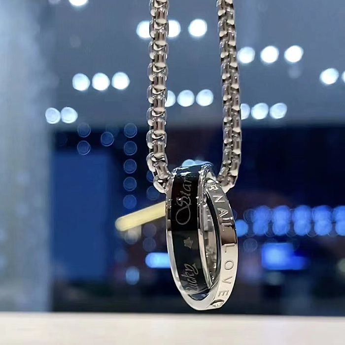 Hip-Hop exagerado estilo Simple doble anillo chapado en acero inoxidable incrustaciones de circón collar con colgante Chapado en plata