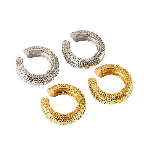 1 par retro estilo romano círculo pele de cobra polimento chapeamento aço inoxidável 18K punhos de orelha banhados a ouro