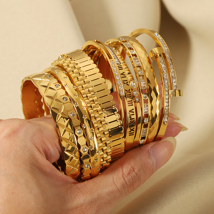 IG Style النمط الفرنسي النمط الكلاسيكي الخماسي الأرقام الرومانية Argyle الفولاذ المقاوم للصدأ طلاء غير منتظم ترصيع أحجار الراين الزركون مطلية بالذهب عيار 18 قيراط