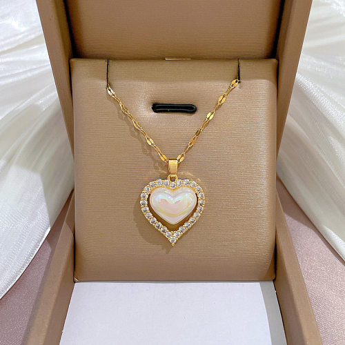 Collier pendentif plaqué or Zircon en acier inoxydable en forme de cœur à la mode