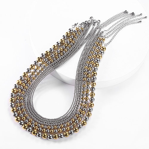 Runde Halskette aus Edelstahl im modernen Stil