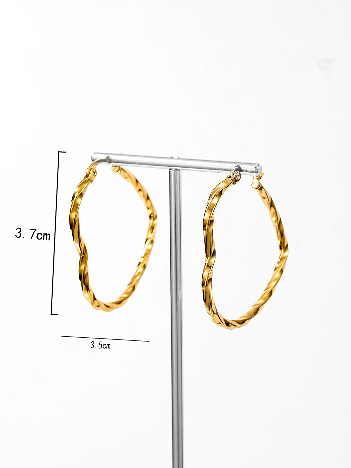 Großhandel 1 Paar schlichte herzförmige Edelstahl-Ohrringe mit 18-Karat-Vergoldung