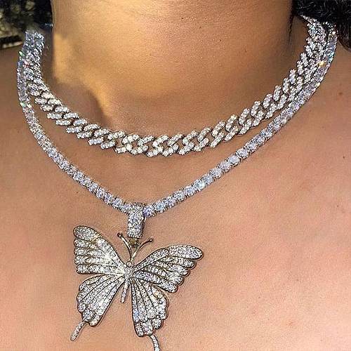 Mehrschichtige Halsketten mit Schmetterlings-Edelstahlbeschichtung und künstlichen Edelsteinen im klassischen Stil