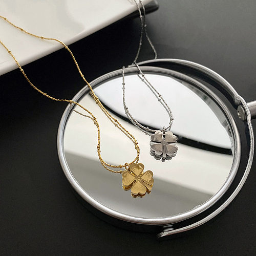 Collier élégant en acier inoxydable avec trèfle à quatre feuilles