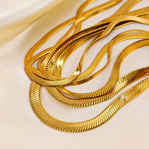 Einfache geometrische Halskette aus Edelstahl mit 18-Karat-Vergoldung