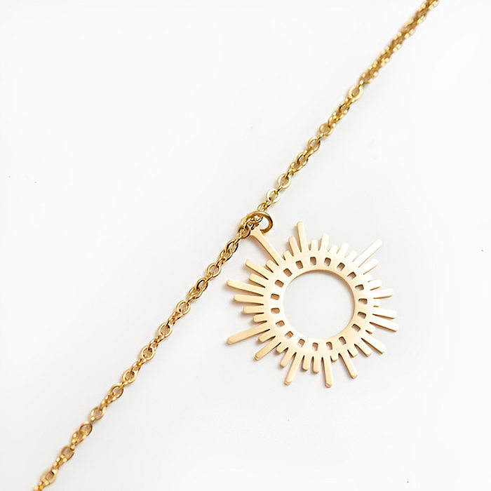 Fashion Simple Stainless Steel Sun-shaped Necklace Plated 14K Gold Clavicle Chain