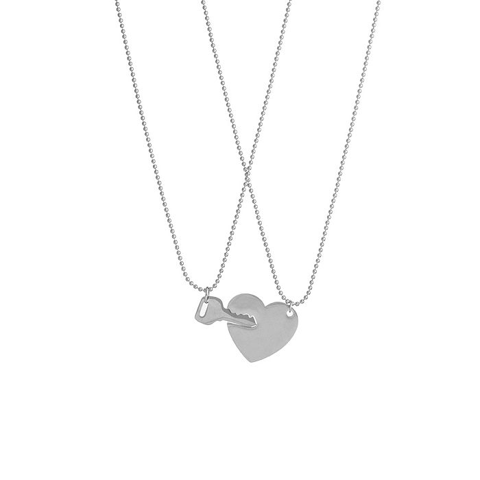 Collier pendentif en acier inoxydable en forme de coeur d'insecte de mode colliers en acier inoxydable en métal