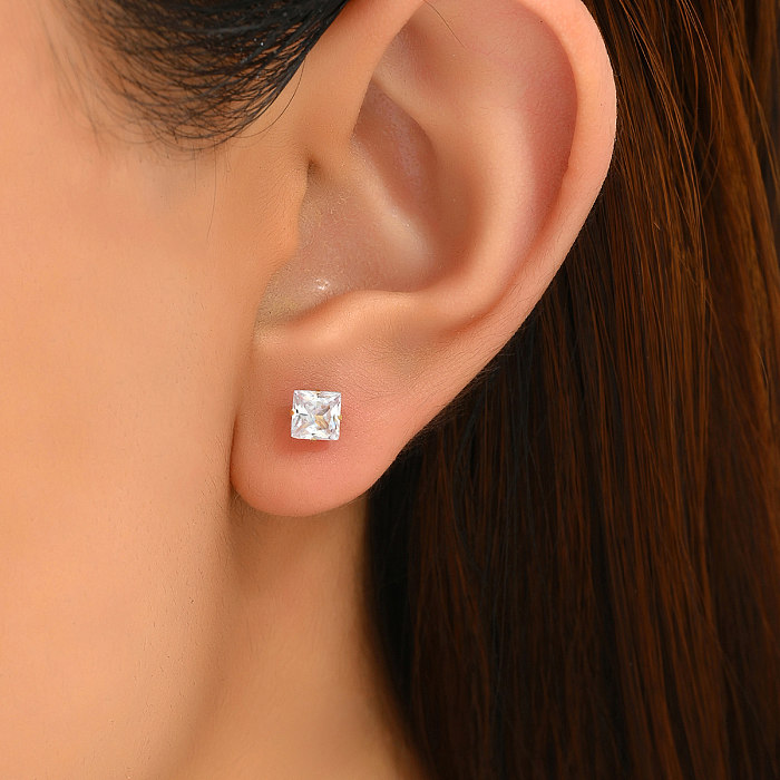 1 paire de clous d'oreilles plaqués or 18 carats, Style Simple et décontracté, incrustation de pierres précieuses en acier inoxydable et Zircon