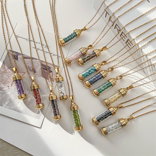 Lässige, schlichte, geometrische Anhänger-Halskette aus Edelstahl mit Kies und 18-Karat-Vergoldung