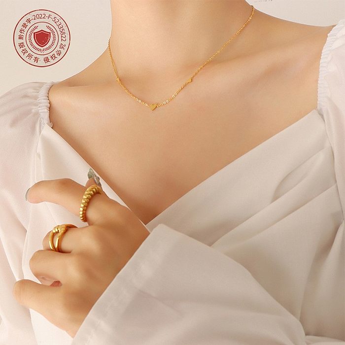 New Minimalist Exquisite All-Match Small Heart Necklace Niche Design Stainless Steel Gold-Plated Collarbone Necklace P647