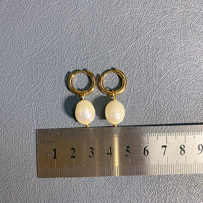1 paire de boucles d'oreilles rondes en perles d'eau douce, Style Simple et élégant, plaquées en acier inoxydable, plaquées or 18 carats