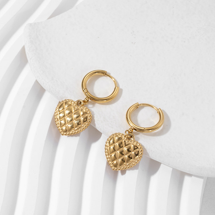 1 par elegante estilo simples cruz dreamcatcher formato de coração chapeado brincos de gota banhados a ouro 18K de aço inoxidável